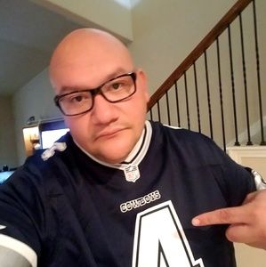 Meet your Posher, Victor